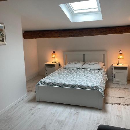 Appartement Neuf Coeur Du Village Saintes-Maries-de-la-Mer Eksteriør billede